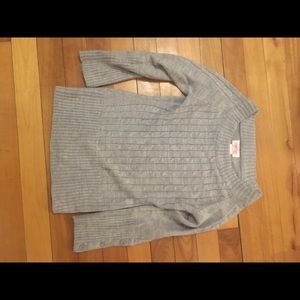 Cute boatneck grey sweater